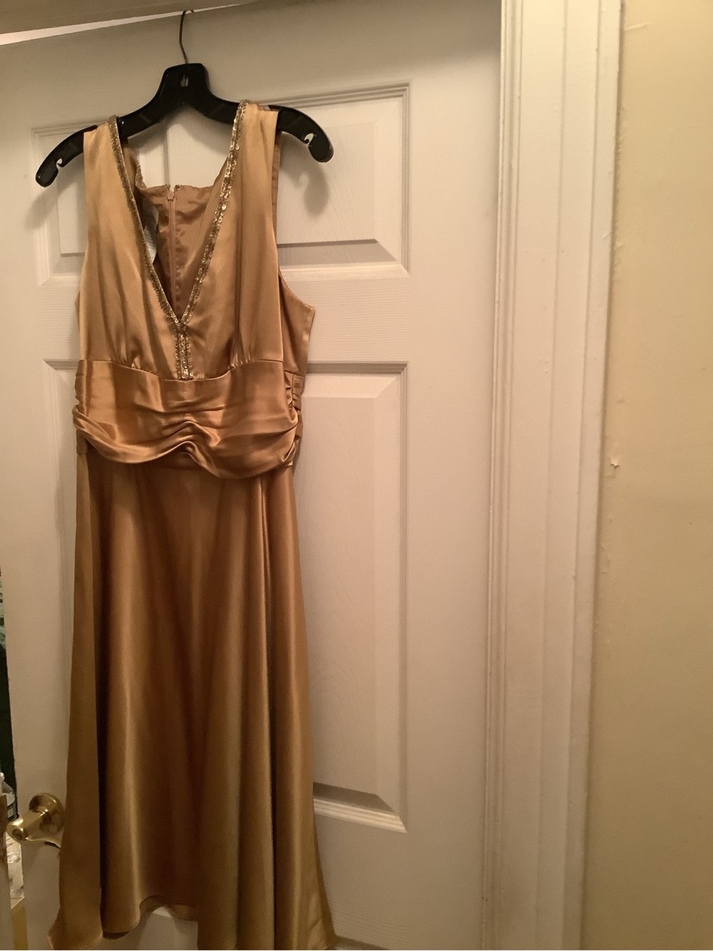 Gold Sleeveless Satin Evening Dress with V-Neck